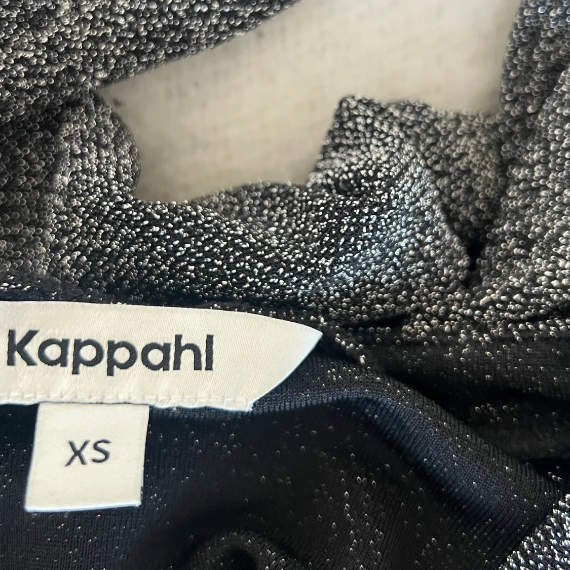 Glittrig långklänning från Kappahl - 2