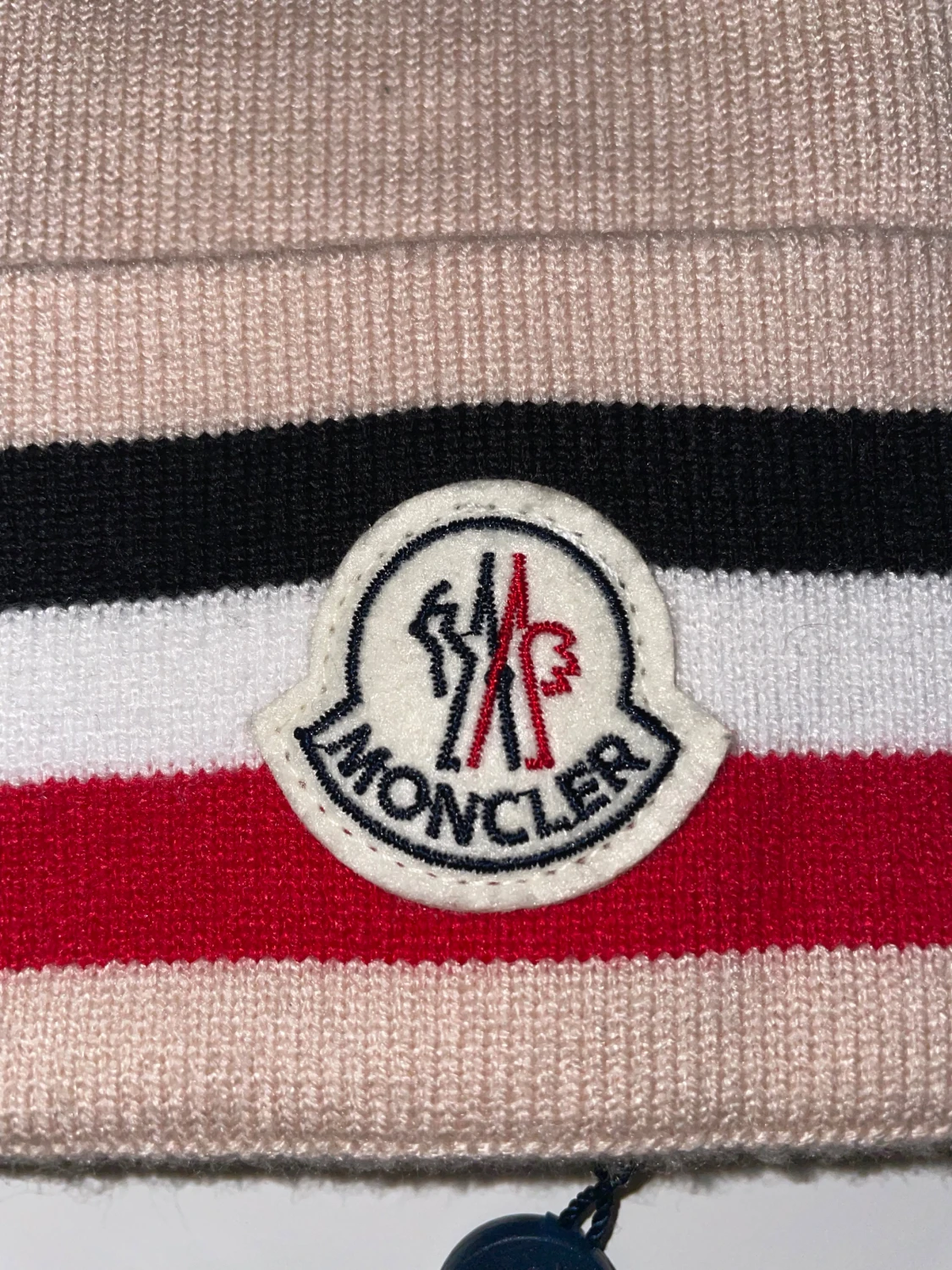 Beige Moncler mössa med ränder - 1