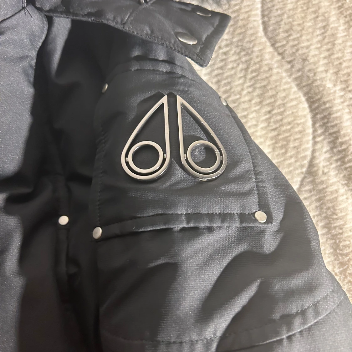 Svart dunjacka Moose Knuckles - 3