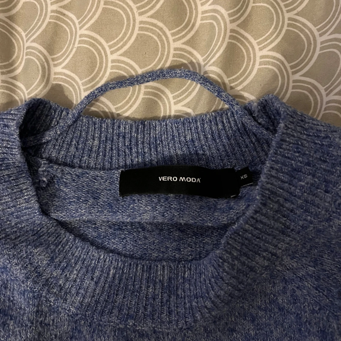 Blå stickad doffy tröja från Vero Moda - 1