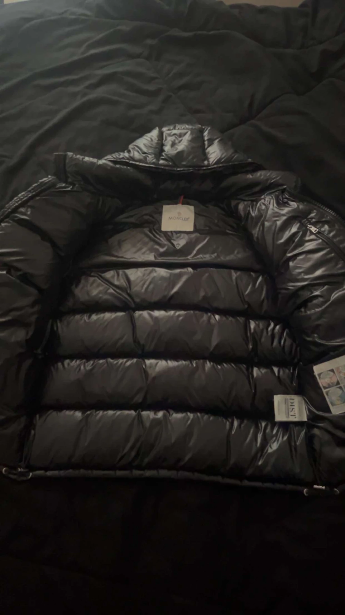 Svart Moncler pufferjacka med huva - 3