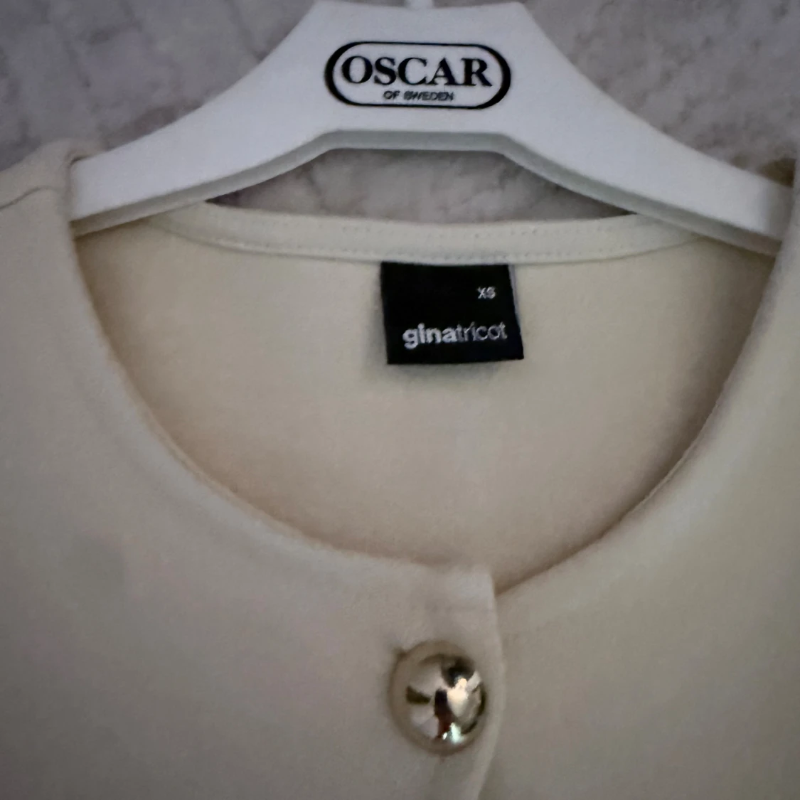 Beige cardigan jacka från Gina Tricot - 1