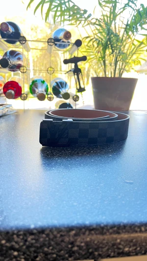 Bälte från välkänt märke  - Snyggt till alla outfits 