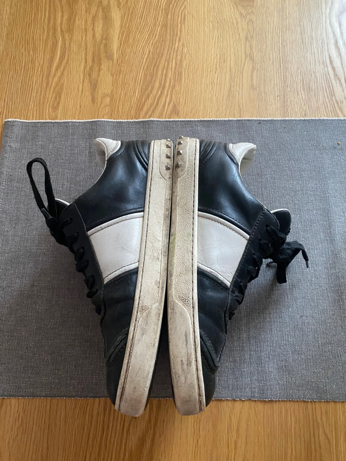 Valentino flycrew. - 1