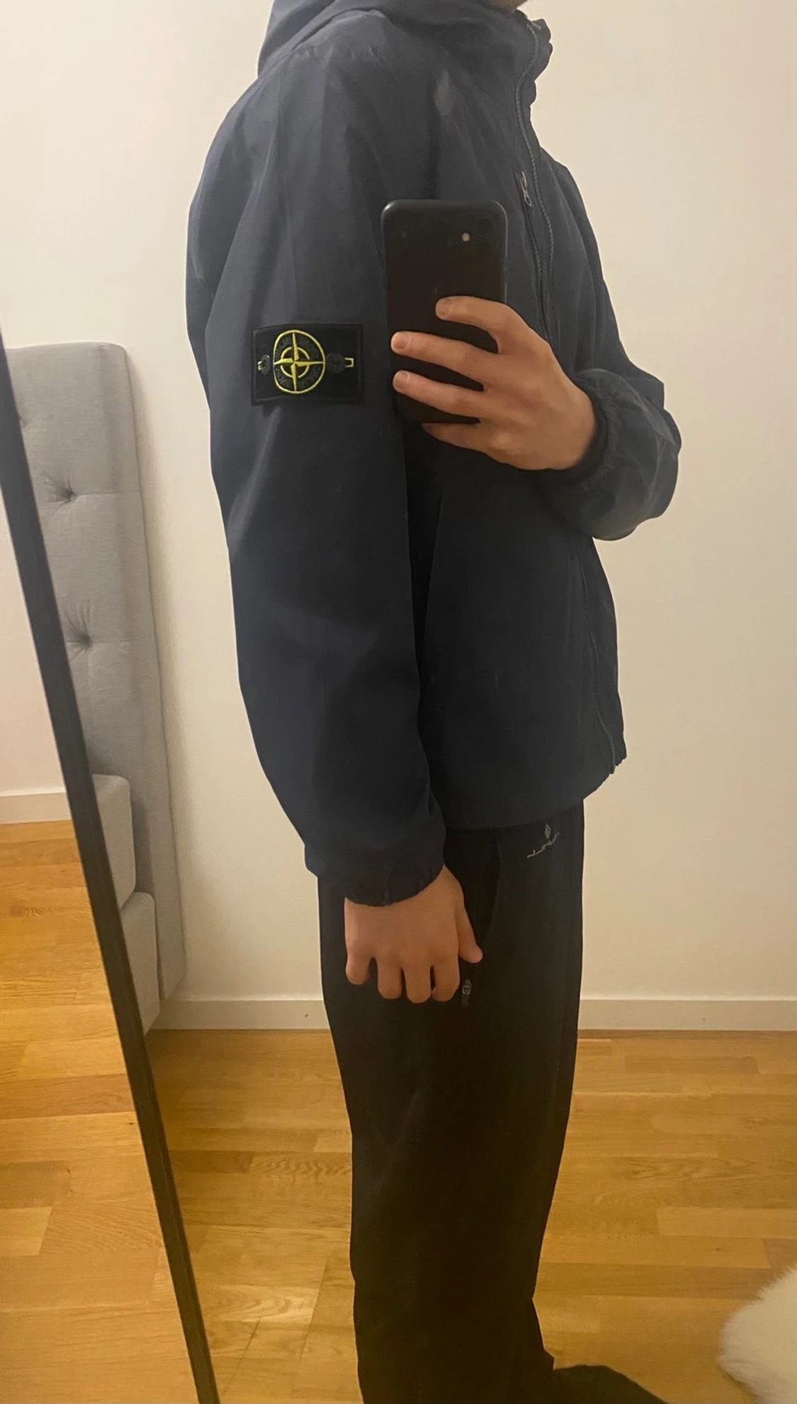 Blå vindjacka från Stone Island