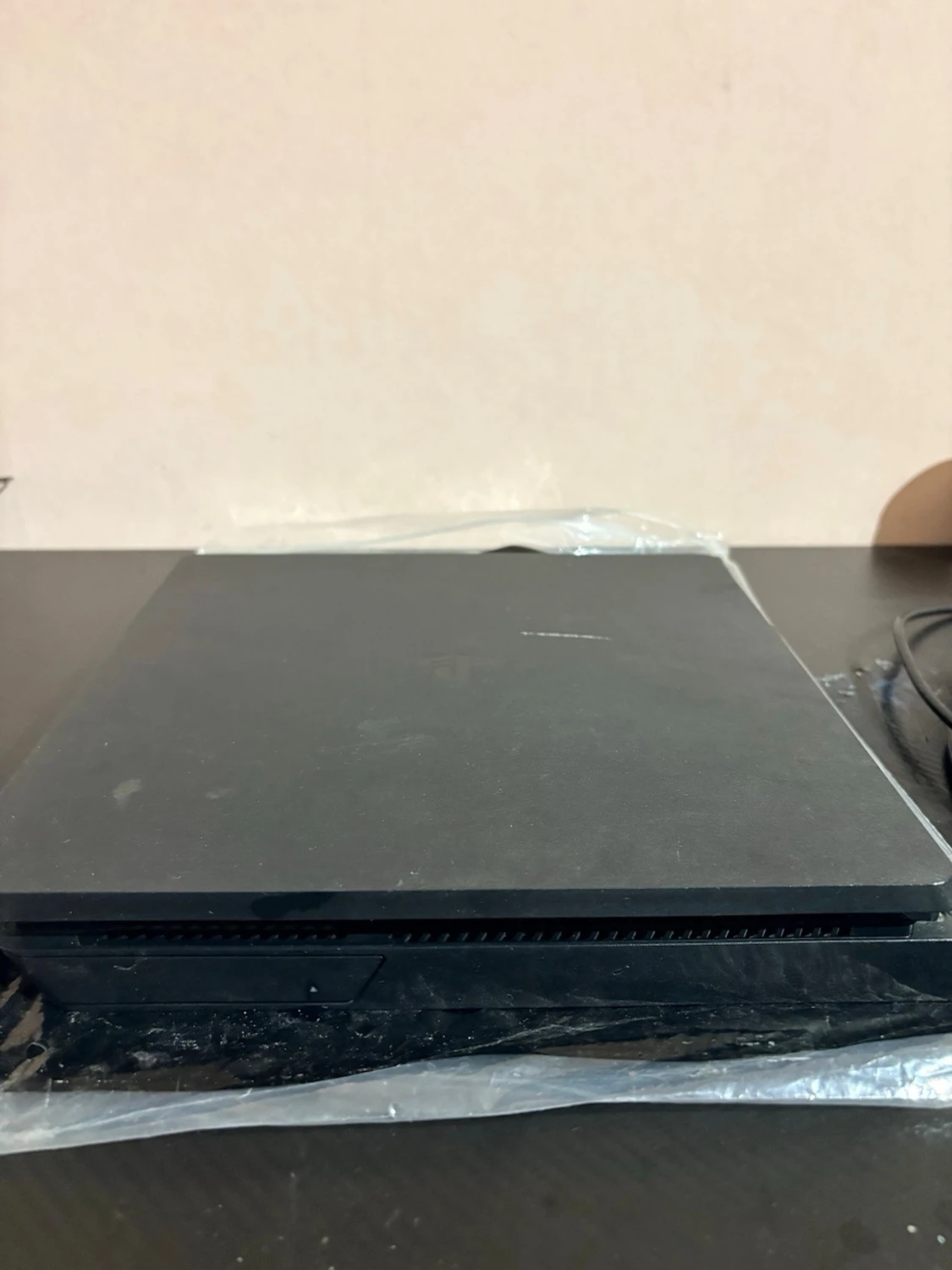 PlayStation 4 Slim - 6