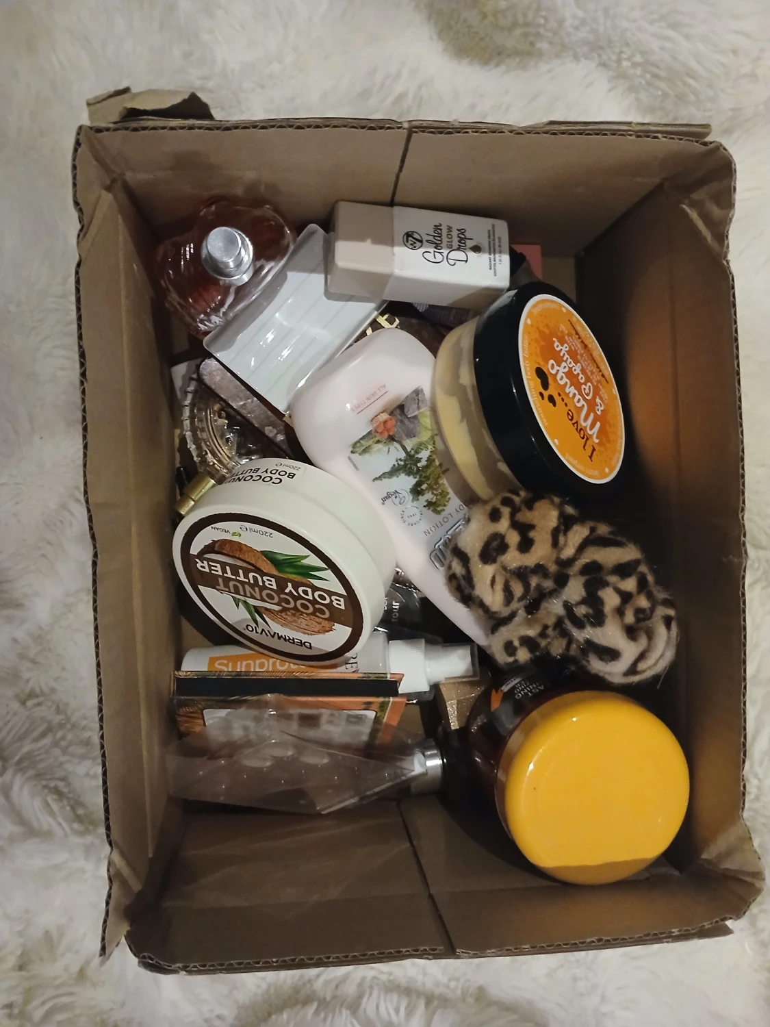 Sminkpaket med bronzer, primer och mer - 4