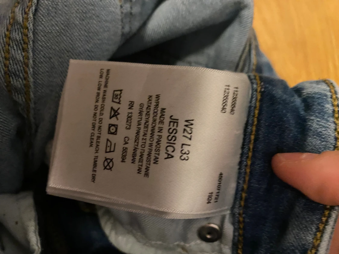 Blå low bootcut jeans från Lee - 4