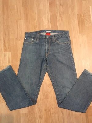 J.Lindeberg jeans  - Säljer ett par klassiska blå jeans från J.Lindeberg W30 Pris kan diskuteras vid snabb affär 