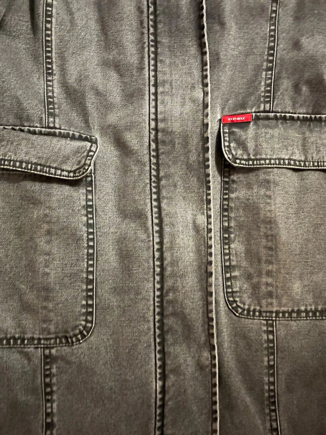 Grå lång jeansjacka med pälsdetaljer - 4