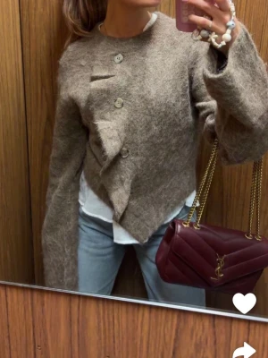 Kofta i alpackamix - Superfin brun kofta från h&m! Nypris 1199💕