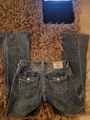 True Religion - True religion jeans i modellen joey