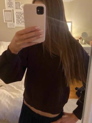 Brun hoodie - Gosig hoodie, prefekt till vardagen! Fint skick💞