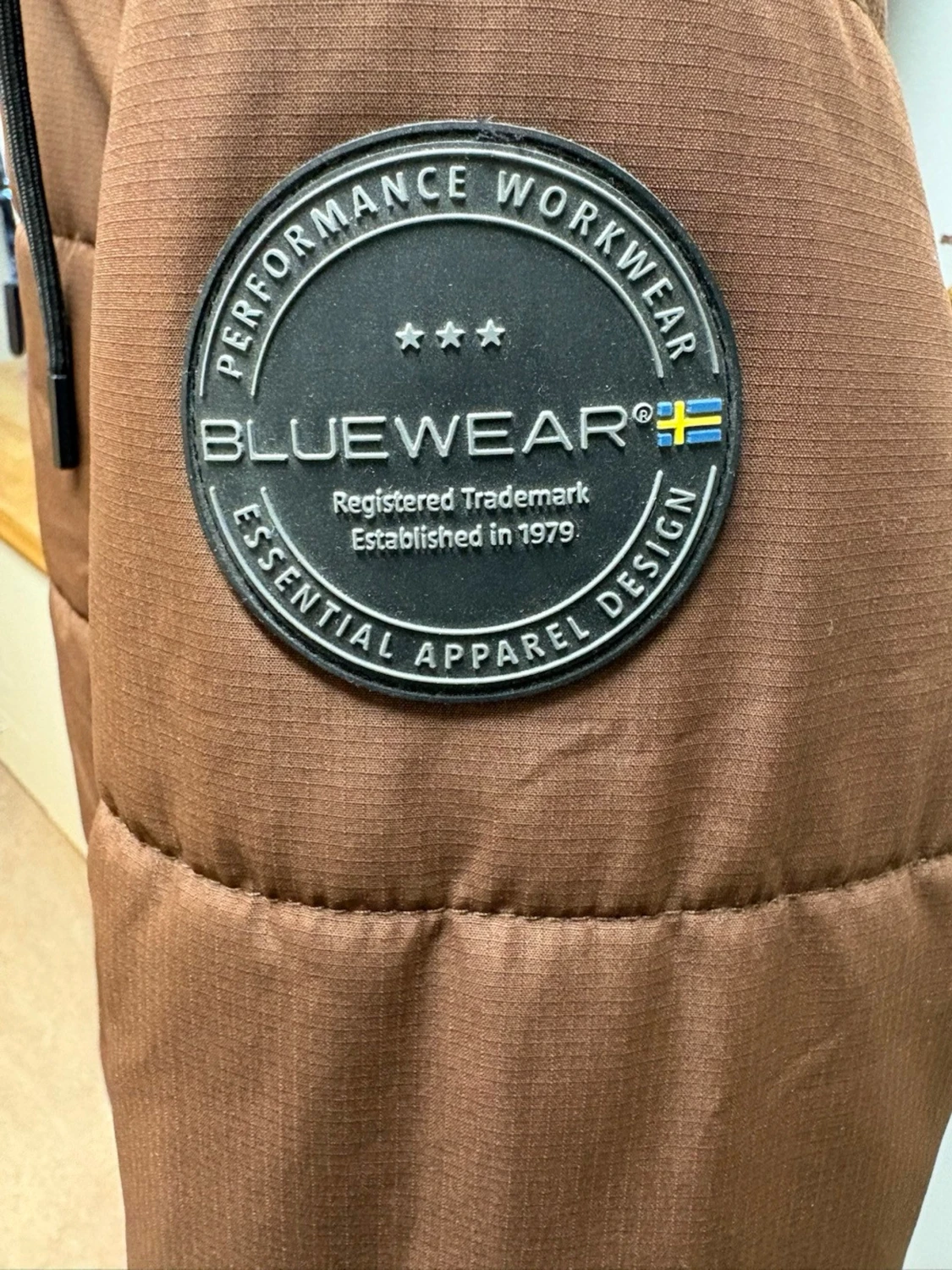 Brun pufferjacka från Bluewear - 3