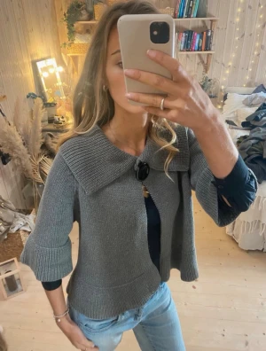 Trekvartsärmad kofta - SÅ snygg