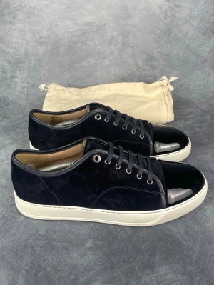 Lanvin skor - Storlek: 44 || Skick:  10/10, nästan aldrig använda|| Nypris: Ca 6000kr || Följ för liknande produkter 🌊🍾