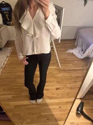 Only blus - Fin blus från only som inte kommer till användning💕