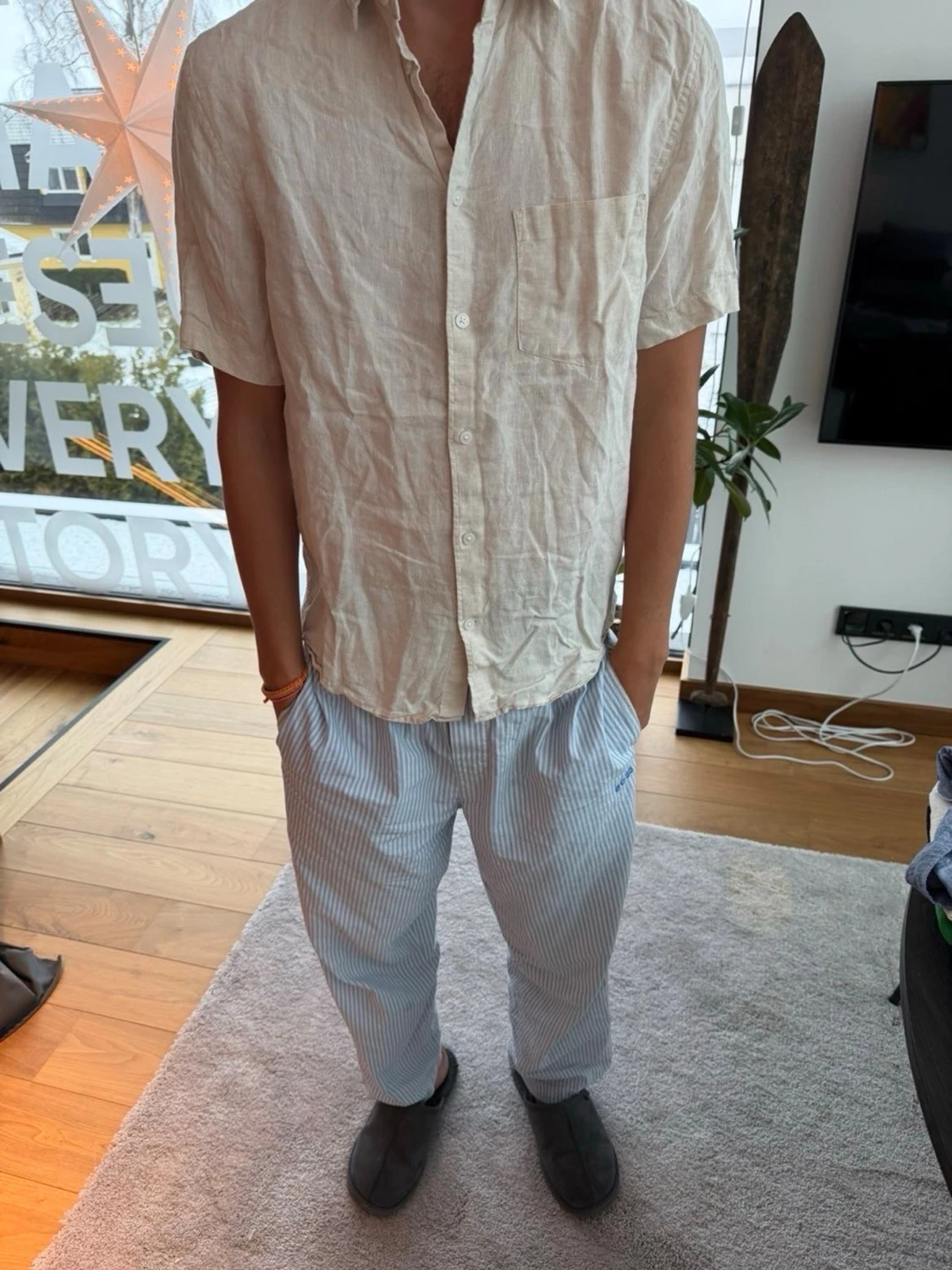 Kortärmad linneskjorta - 1