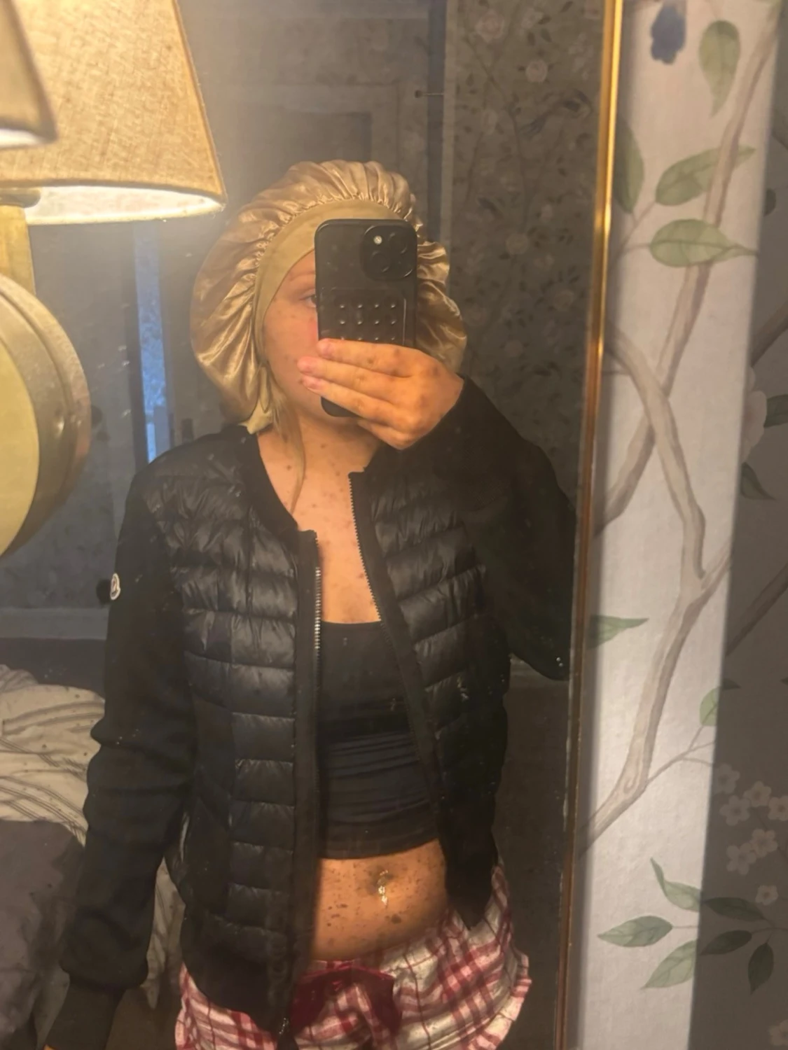 Moncler cardigan(kvitto finns) - 2