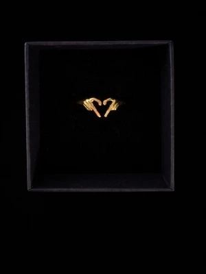 Guld ring  - GRATIS GÅVA MED VARGE ORDER!! Supertrendig stockholmsstil tjejer, ring guld. Vinter ring smycke. Gjord av mässing stål, jag svarar och skickar alltid snabbt!