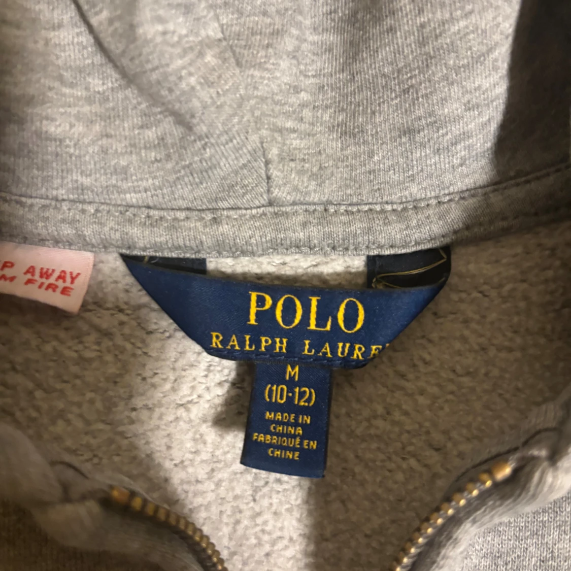 Grå hoodie från Polo Ralph Lauren - 2