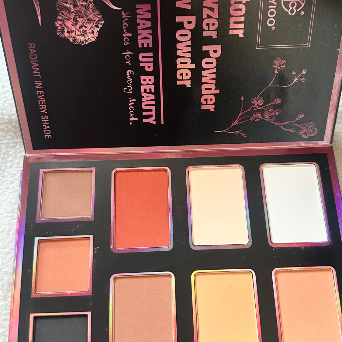 Stor sminkpalett från Oneyioo - 4