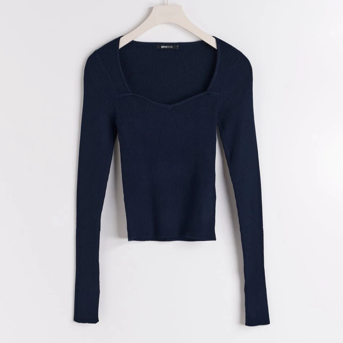 Marinblå topp Gina
