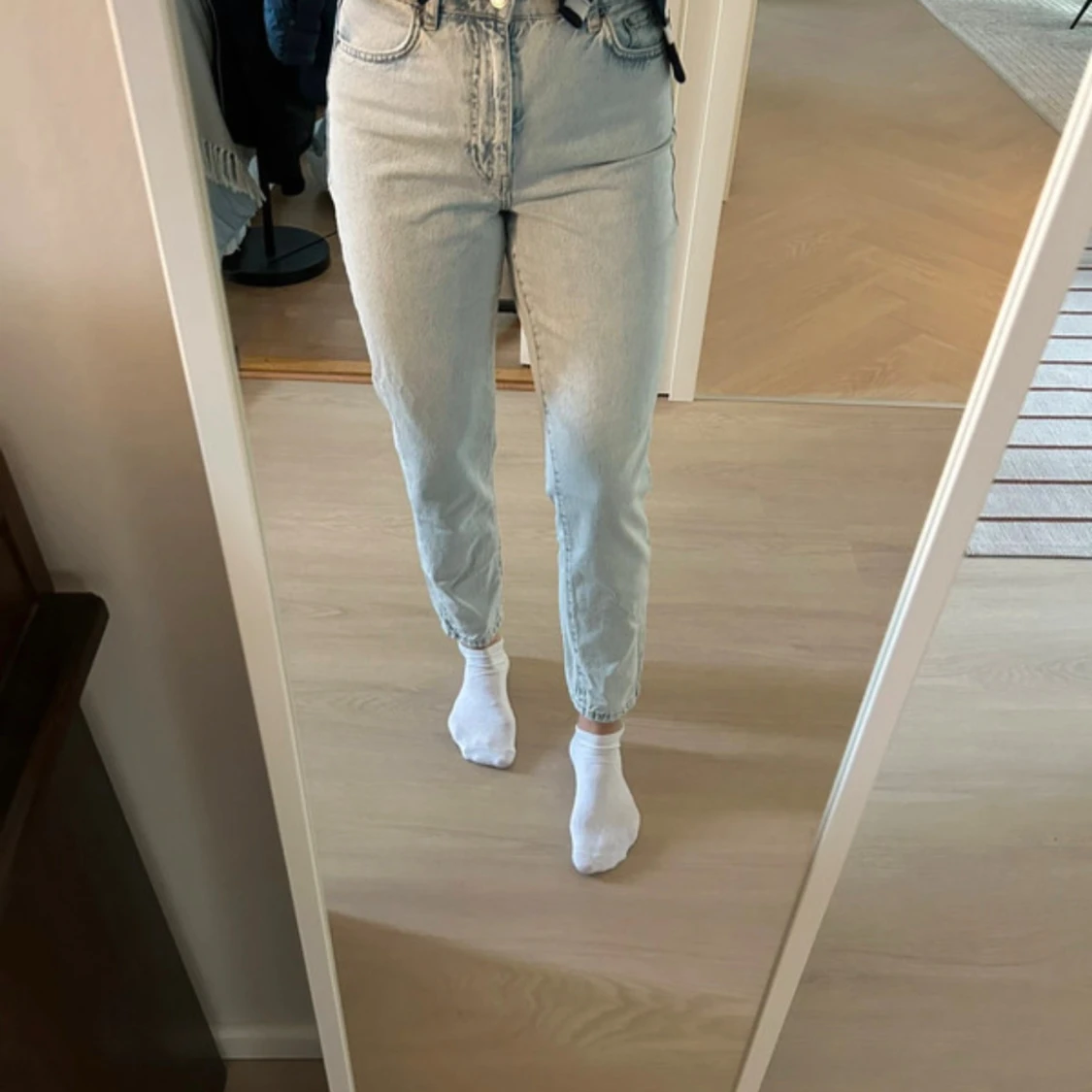 ljusblå jeans, high waist - 1