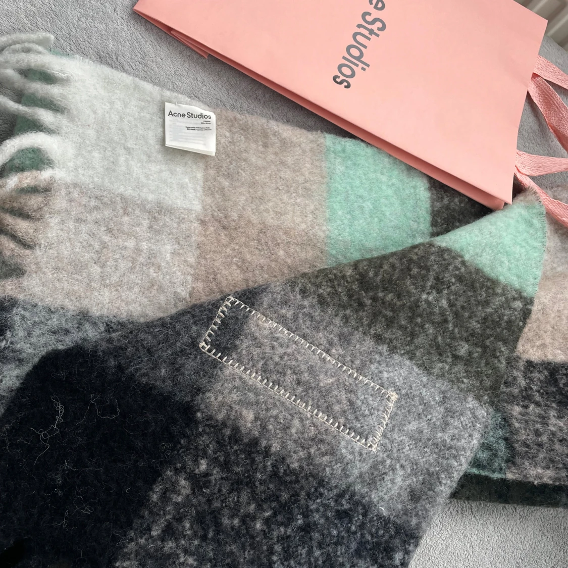 Rutig halsduk Acne Studios ull - 3