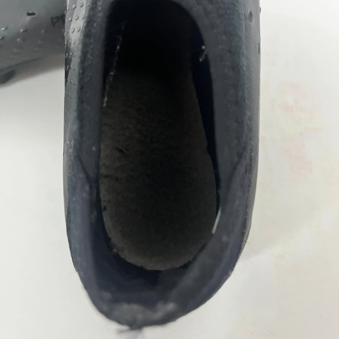 Svarta fotbollsskor från Adidas - 3