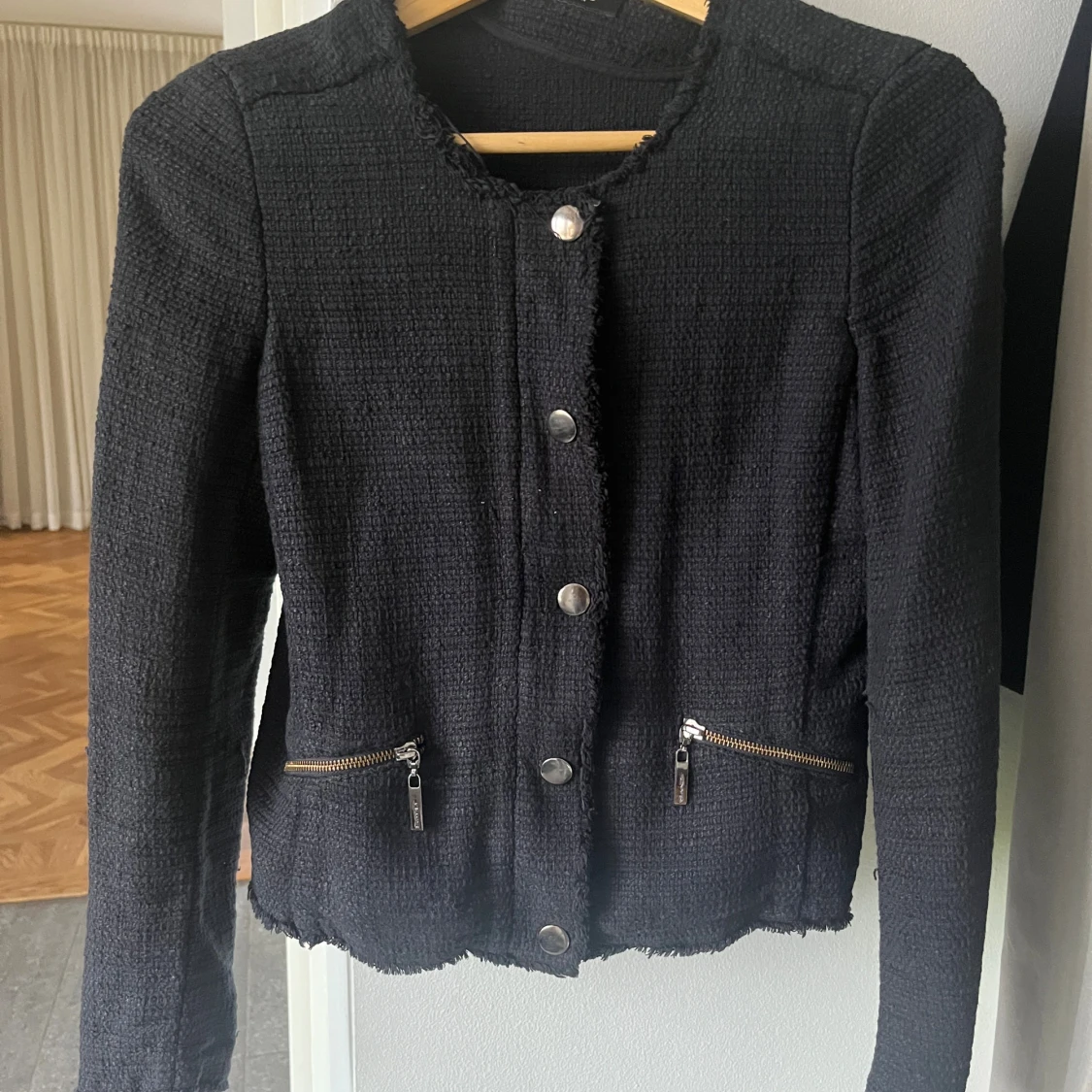 Svart cardigan jacka från Sand