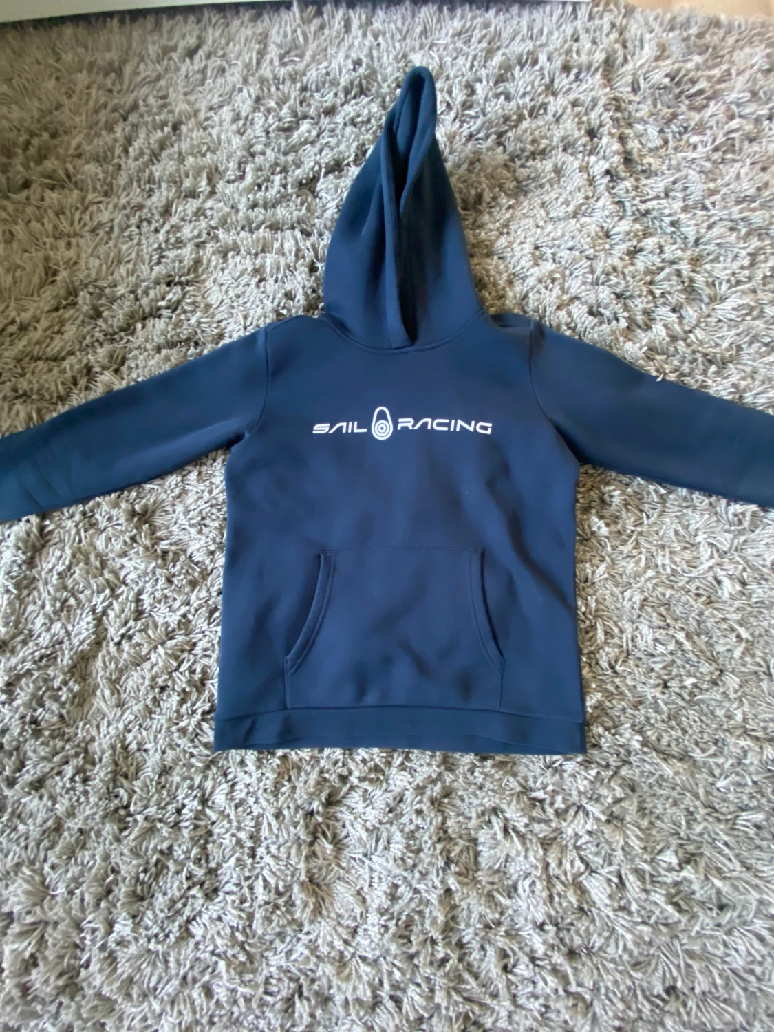 Mörkblå Sail Racing hoodie 170