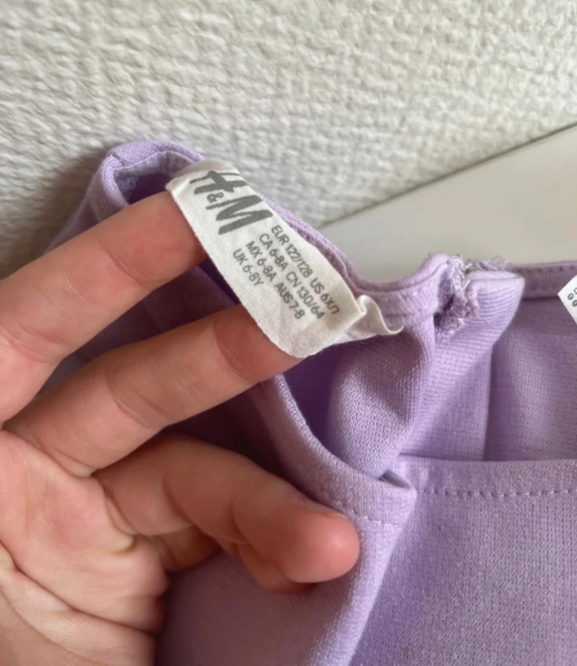 Ljuslila Frozen-klänning från H&M Disney - 2