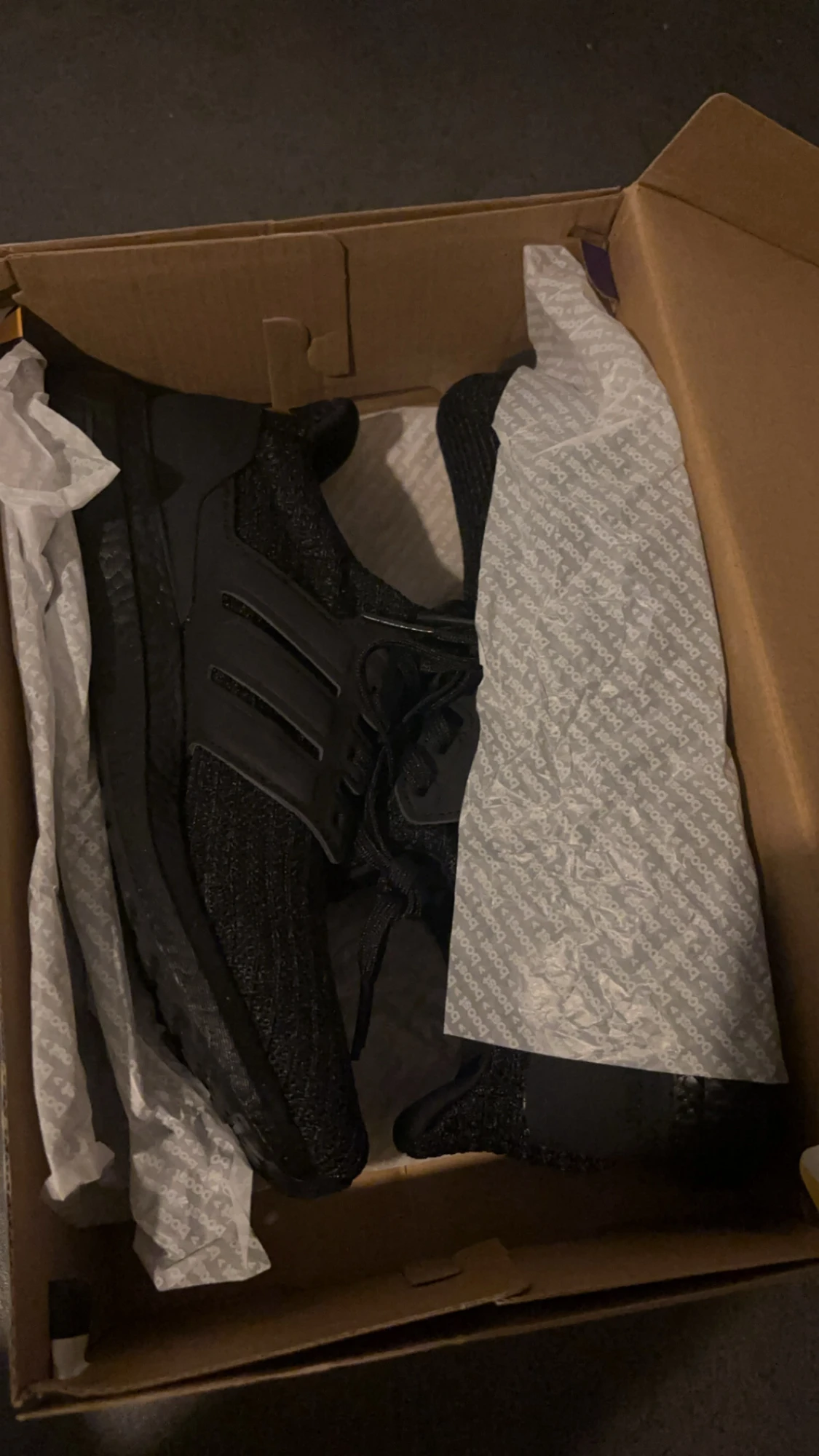 Svarta Adidas Ultraboost sneakers - 1