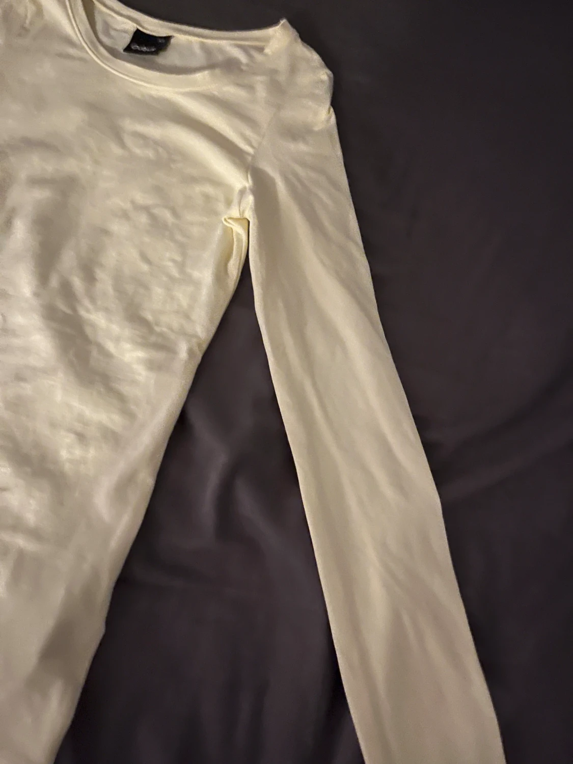 Ljusgul långärmad topp från Cubus - 2