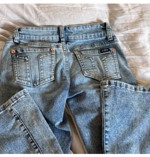G Rise - Snygga jeans från G Rise, endast provade. Storlek S Short-77cm innerbenslängd. Skriv om frågor! ❤️ 
