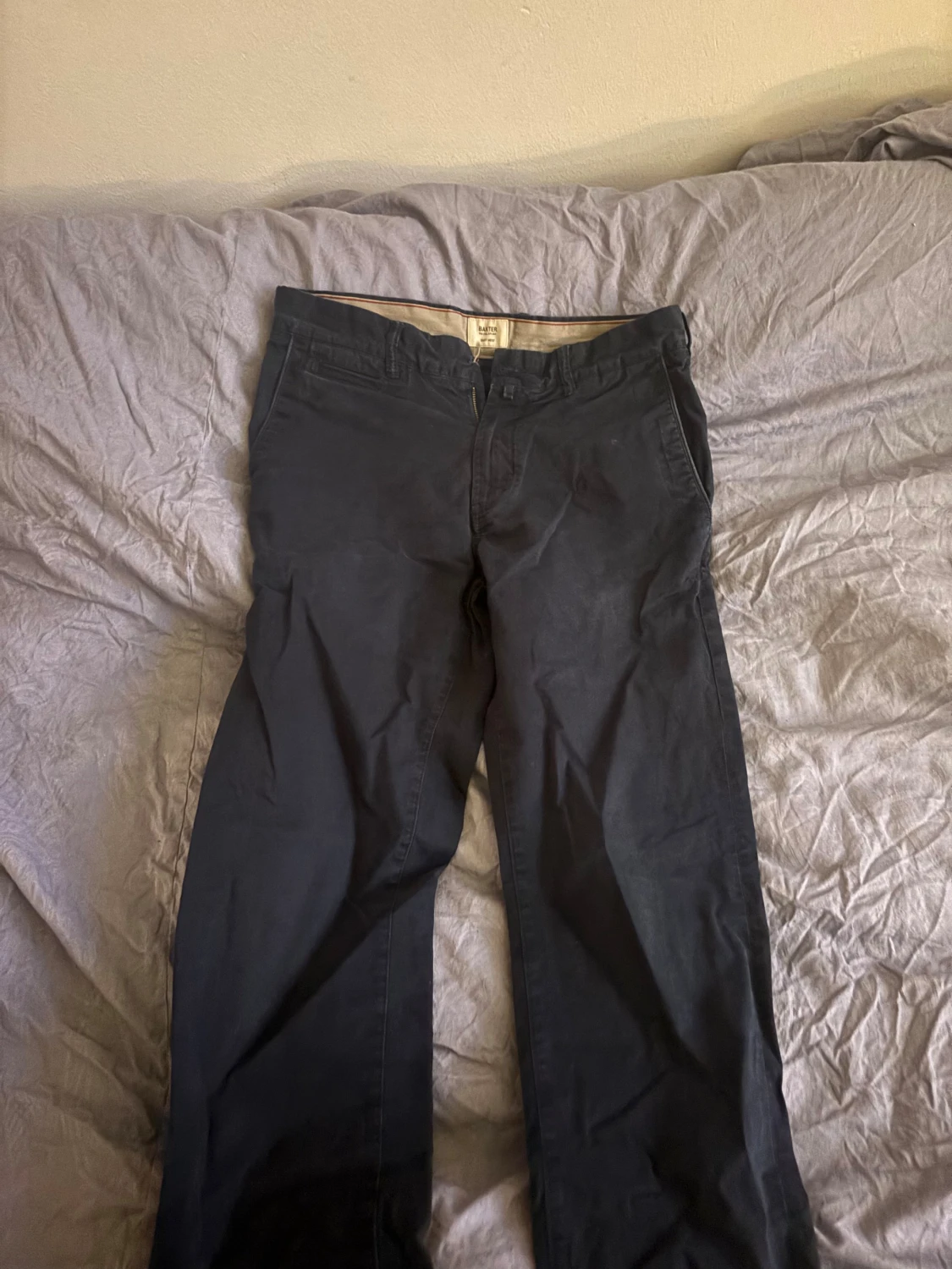 Svarta chinos i bomull