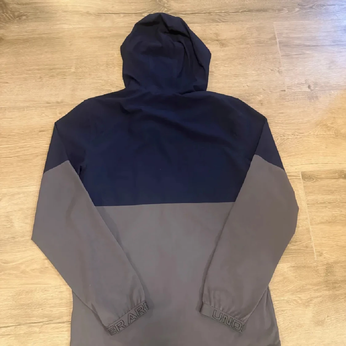 Under Armour vindjacka blå/grå M - 3