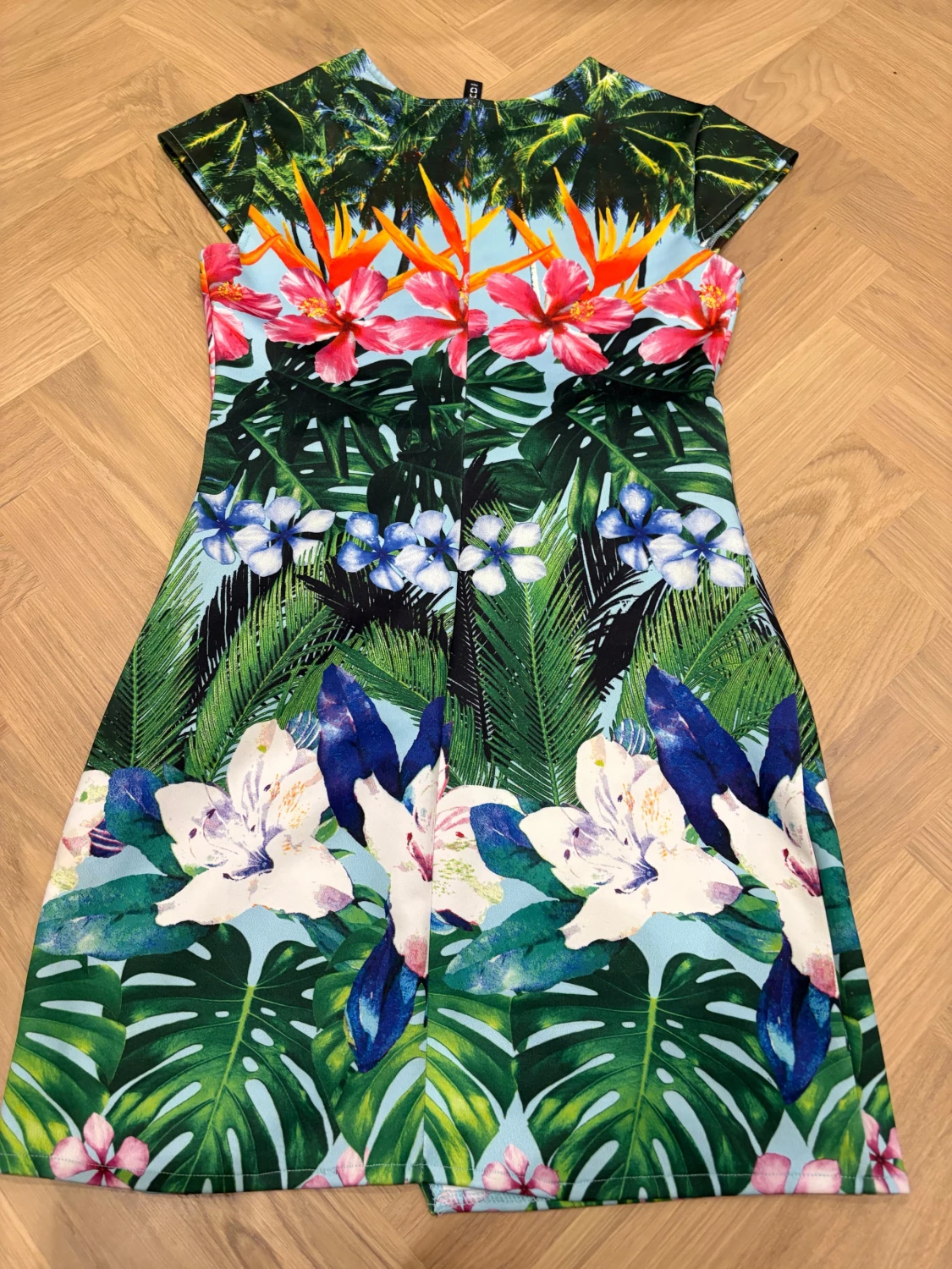 Blommig kortklänning från H&M Divided - 3