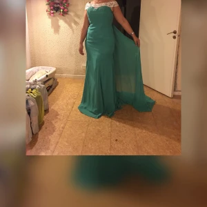 Fest Klänningar  - Säljer fest klänningar 300kr per styck och alla för 1000kr