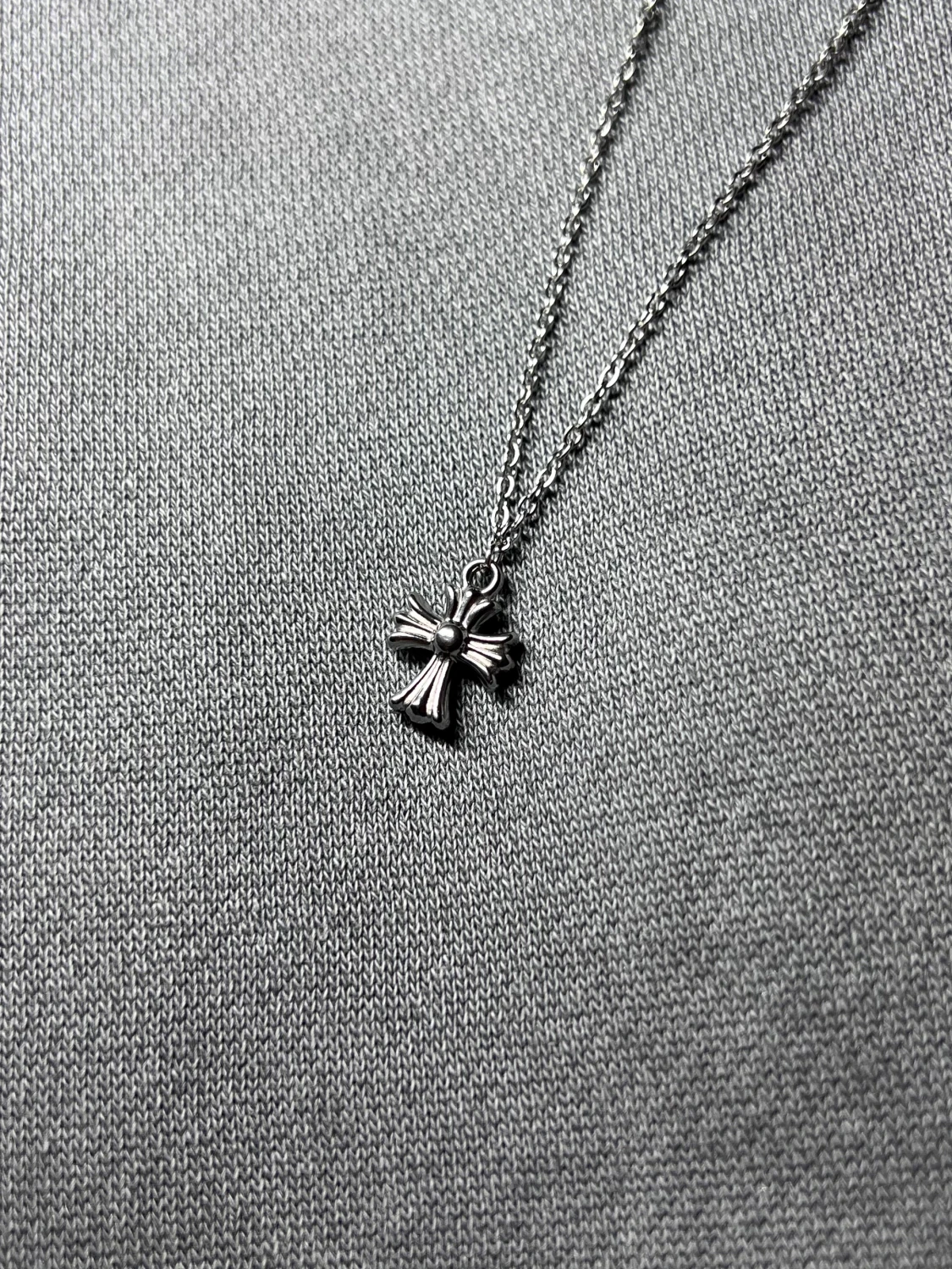 Minimalist Rebel Cross Halsband - 1