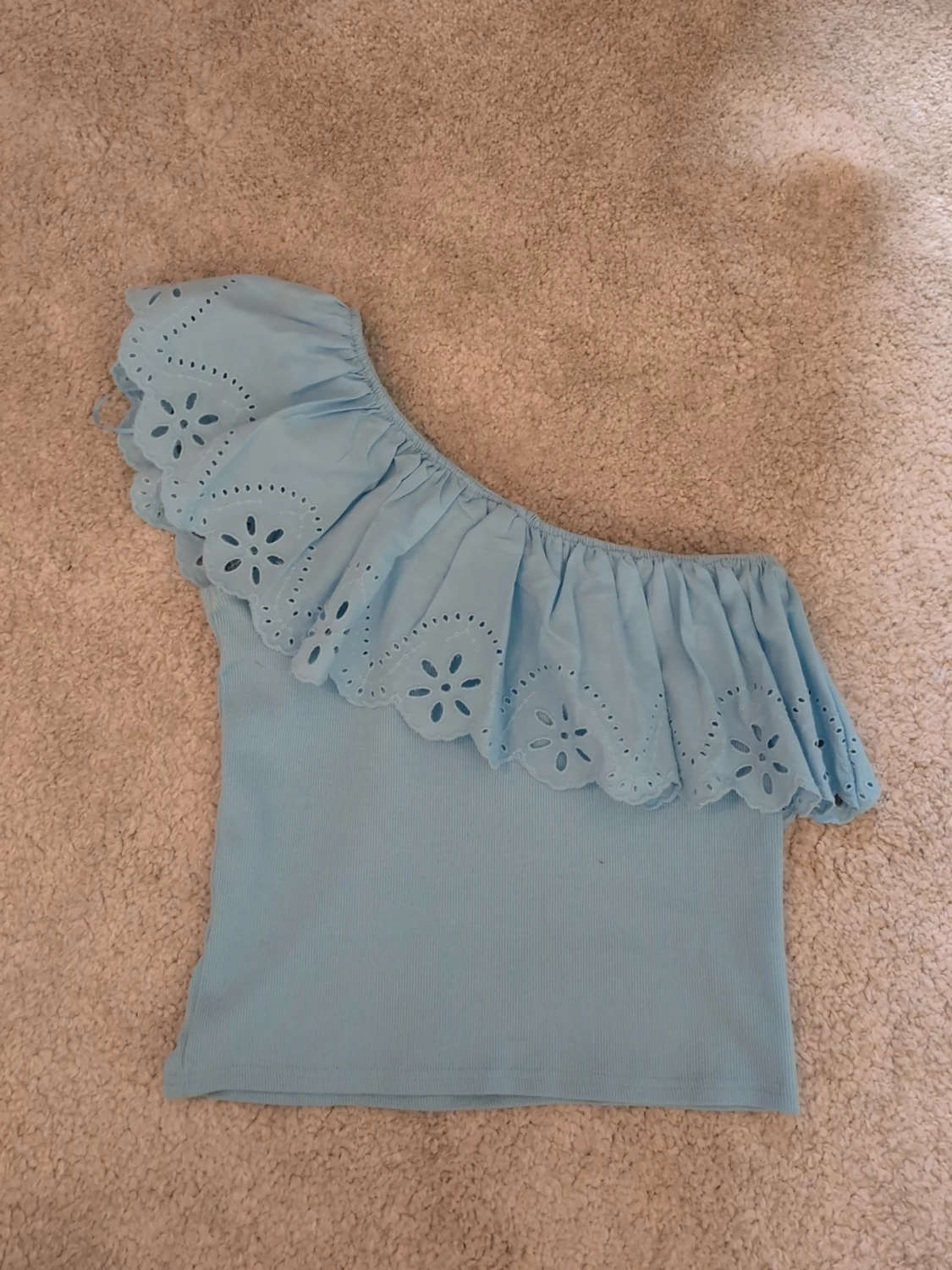 Ljusblå oneshoulder topp från Zara - 1