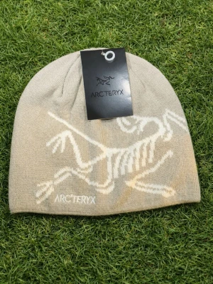 Arcteryx mössa - Helt ny då jag inte gillade passformen