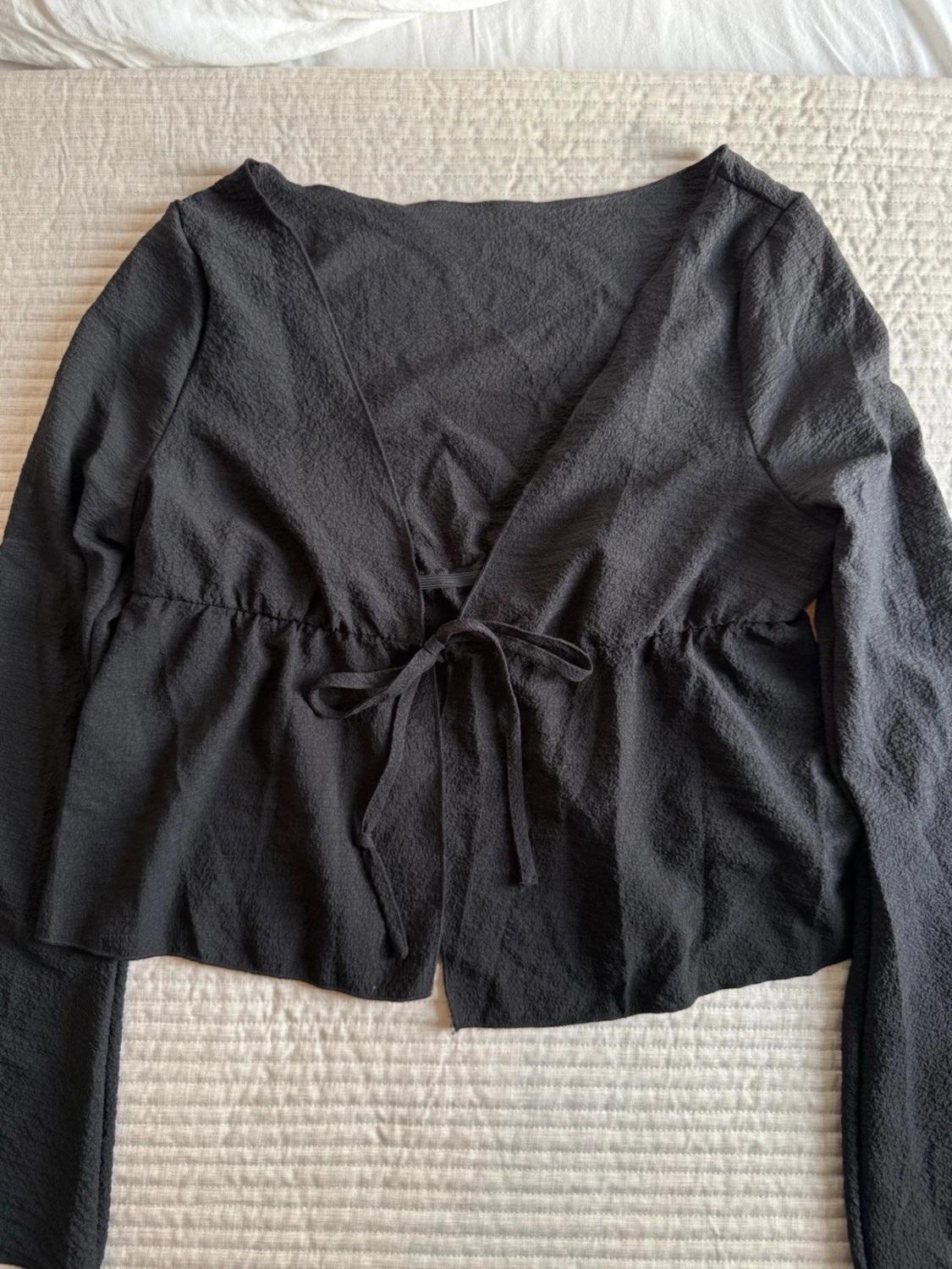 En fin svart blus  - 2