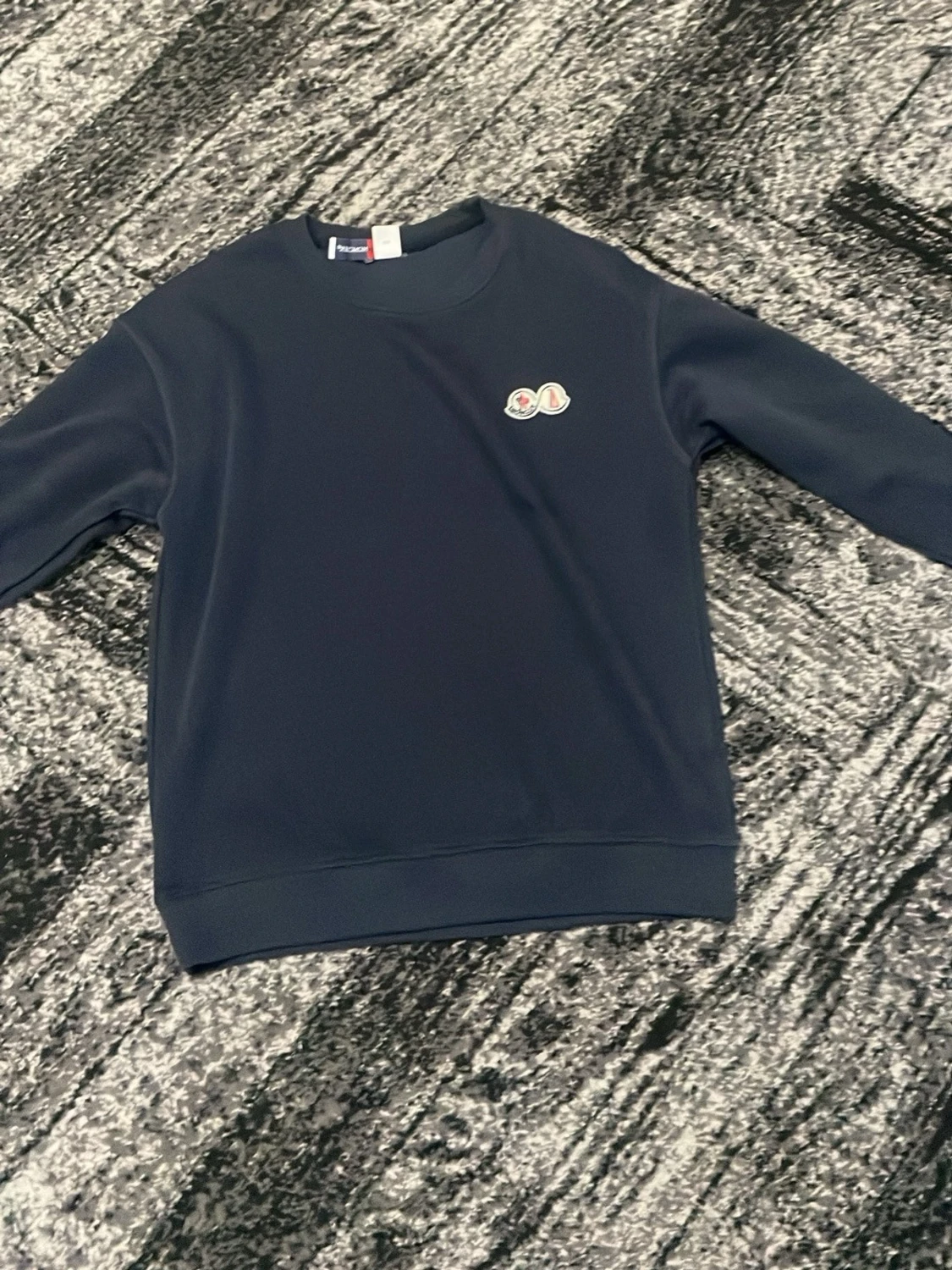 Mörkblå sweatshirt från Moncler