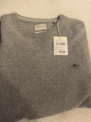 GANT och HUGO BOSS bundle - Säljer nu några använda och oanvända Hugo boss och gant plagg i storlek XL hör av er vid frågor (väll omhändertagna) PRIS ÄR EJ HUGGET I STEN!