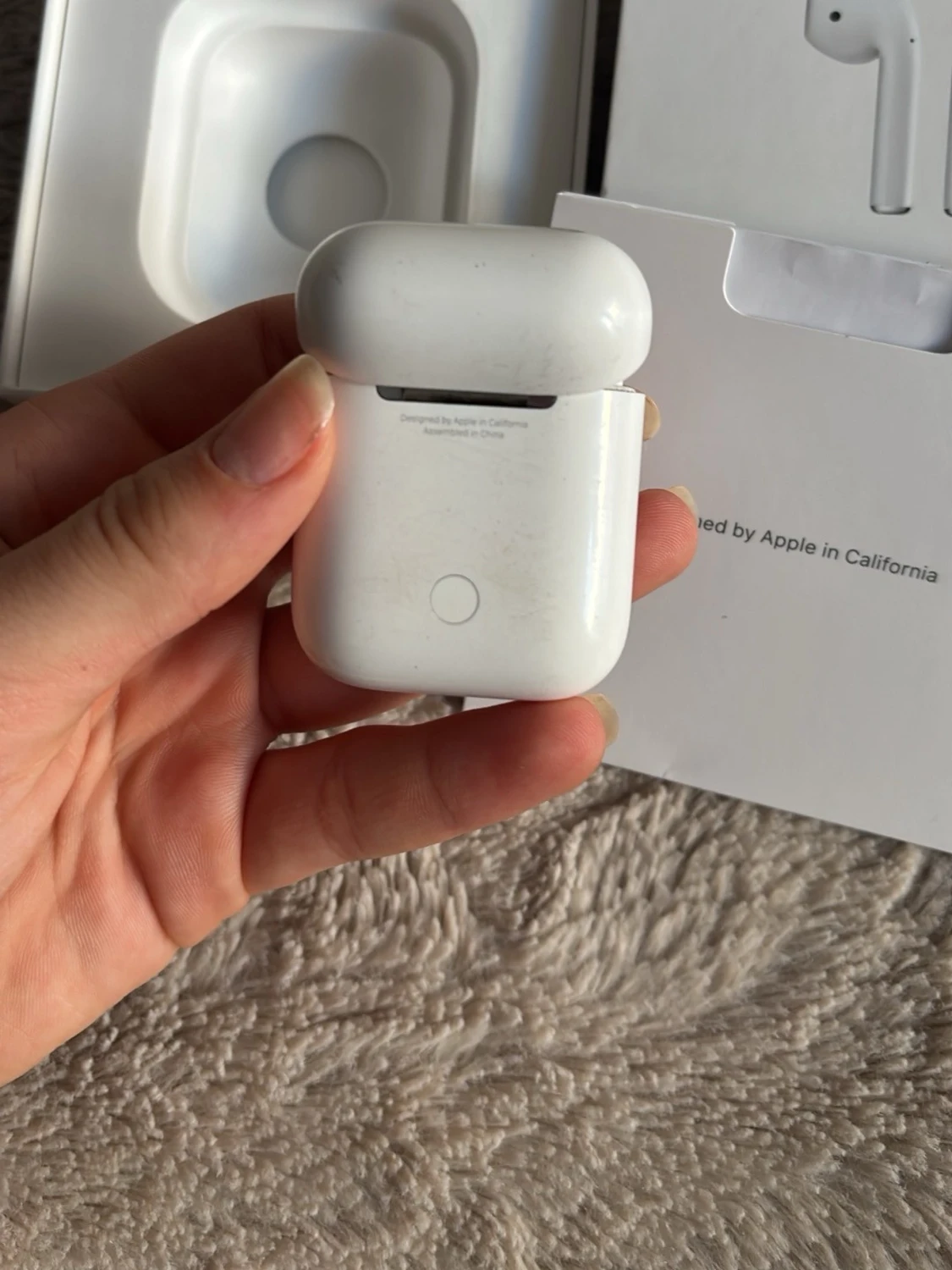 Apple AirPods (2nd generation) - 3
