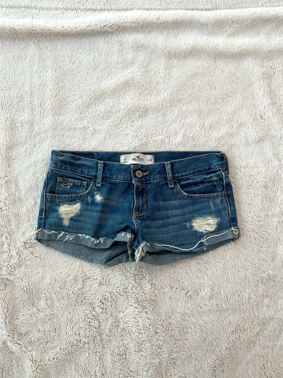 Hollister lågmidjade jeansshorts  - 1