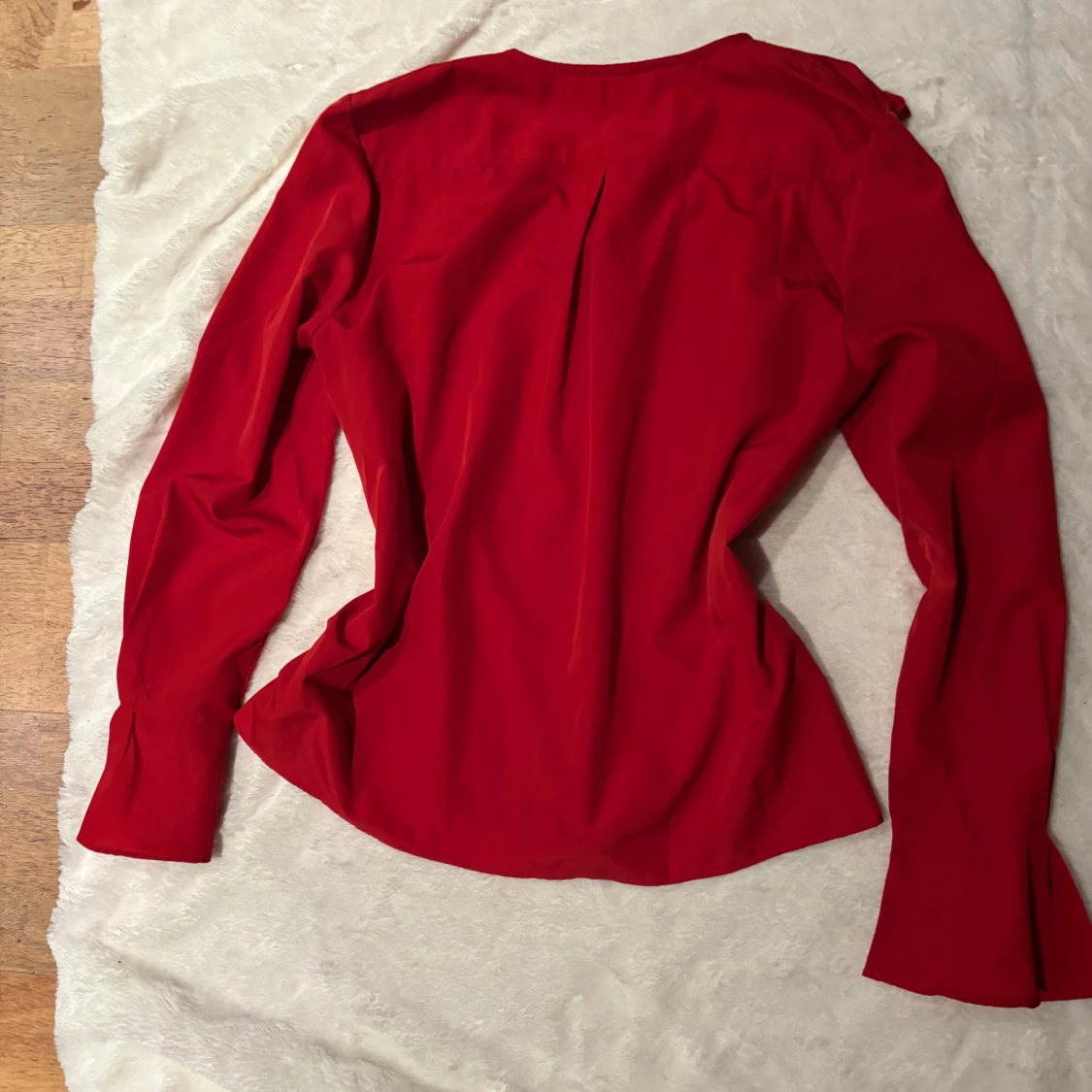 Röd blus från French Connection - 1