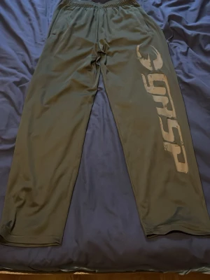 Gasp byxor  - Gaspbyxor köpta från gymberget| säljer eftersom de är för stora i storleken i princip ”nya”